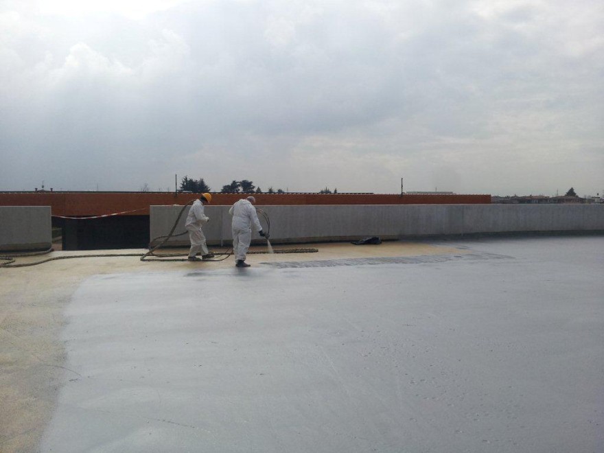 Poliurea su copertura di prefabbricato a brescia